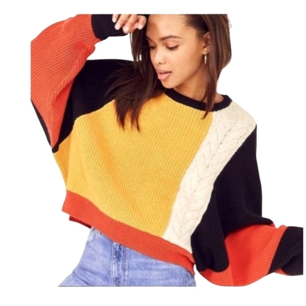 Moon &Madison Women's Cropped Chunky Knit Color Block Sweater M